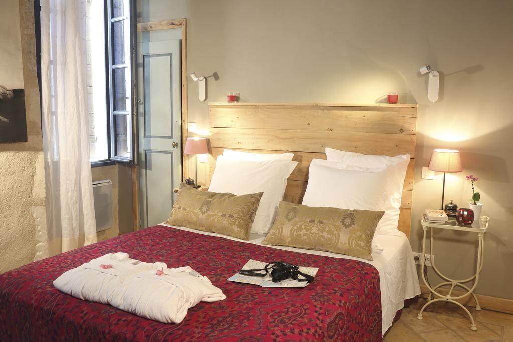 La Casa De Boulbon Bed & Breakfast Ruang foto